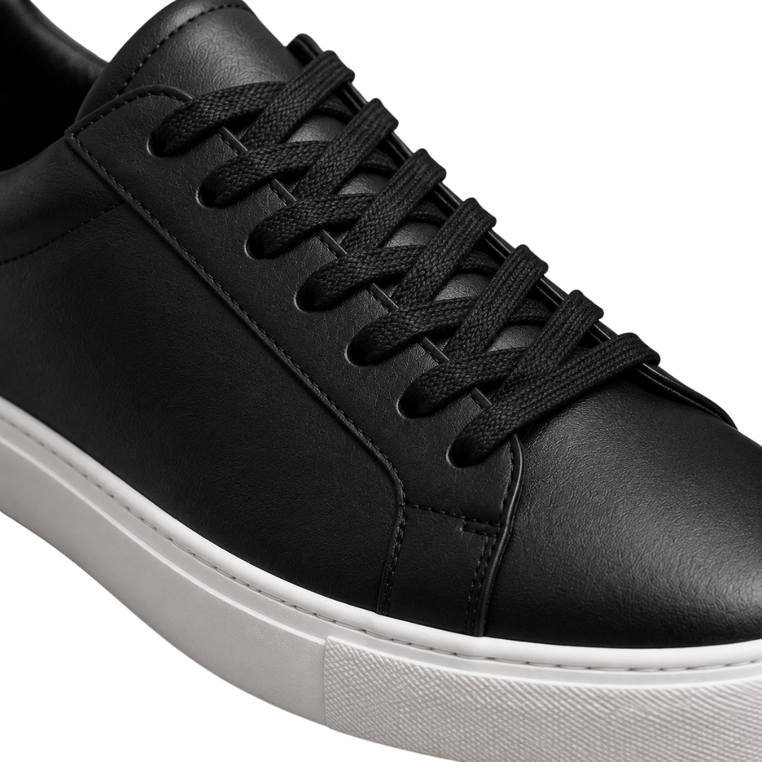 Premium Leather Low-Top Sneakers – Black & White | Hillston Clouver
